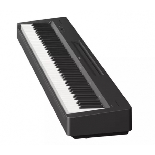 YAMAHA P-143 Black