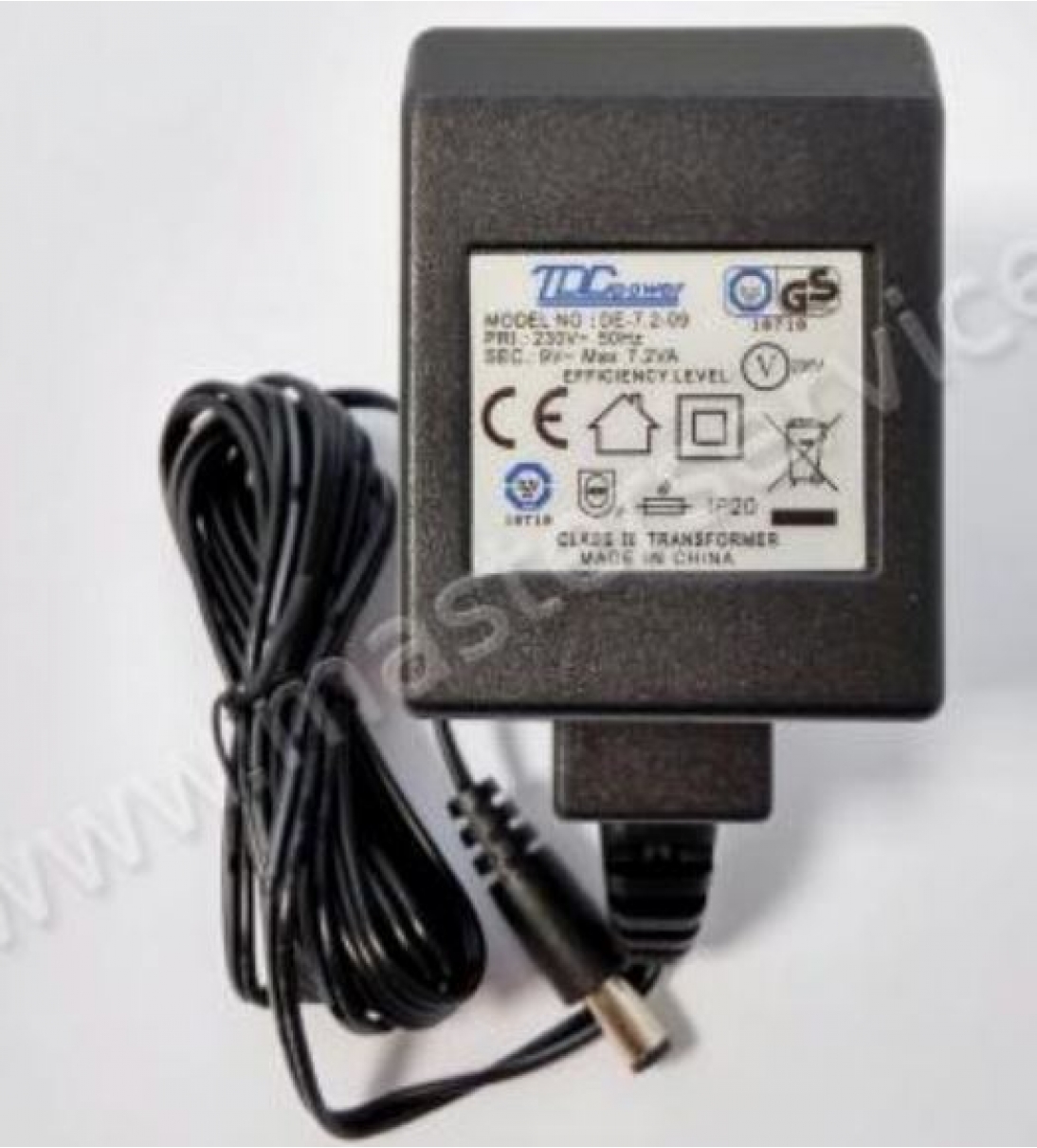 Adapter P3 9VAC 700mA Alesis	 [SPALEADAP0002]